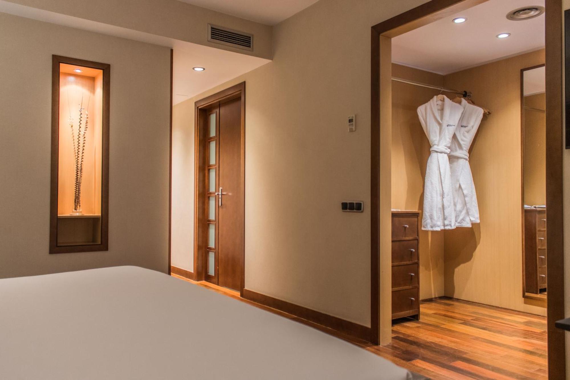 פלנסיה Eurostars Diana Palace מראה חיצוני תמונה